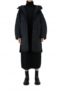 W'S QUILTED LONG COAT -BLACK (WTW21209SK)