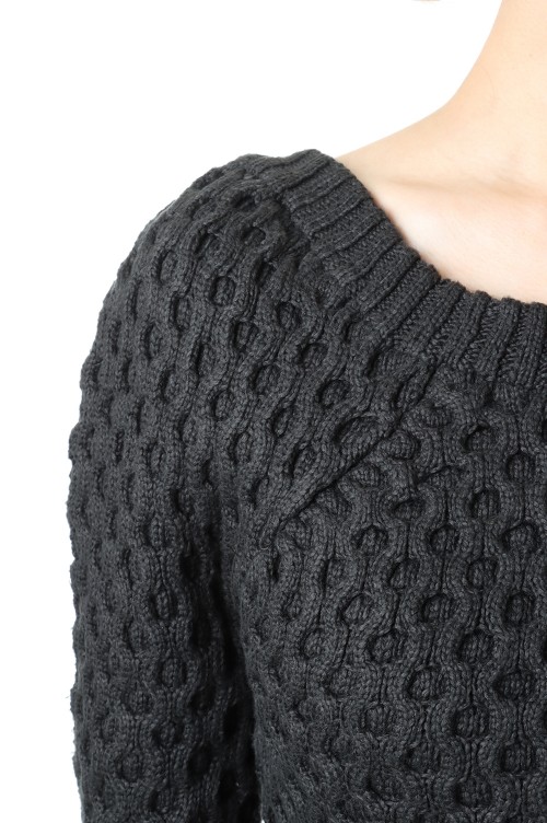 BACK OPEN HAND KNIT -Charcoal (21SS-5-N) | セレクトショップ