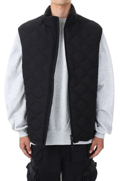 ジャケット・アウター TECH QUILT STAND COLLAR LINER VEST SALE 40％OFF】TECH QUILT STAND COLLAR LINER VEST テック