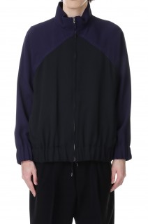 RAGLAN SLEEVE BLOUSON WITH STAND COLLAR IN RAYON TRICOTINE(S23J015-DWT)