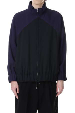 RAGLAN SLEEVE BLOUSON WITH STAND COLLAR IN RAYON TRICOTINE(S23J015-DWT)