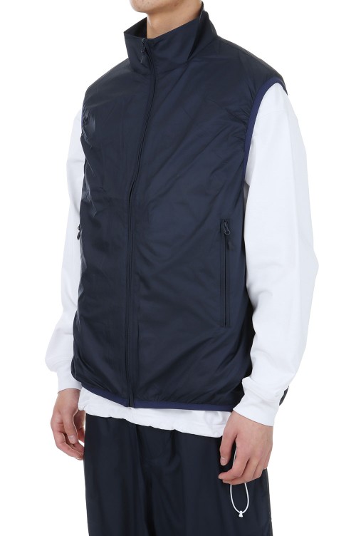 値下げ TECH REVERSIBLE WIND SHIELD VEST DAIWA PIER 39 TECH REVERSIBLE WIND SHIELD VEST [NAVY
