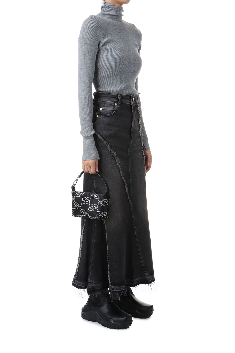 ●Ganni● Small Butterfly Satin Sparkle Tote Bag Black A6122 Ganni☆Small Butterfly Satin Sparkle Tote Bag Black A6122099