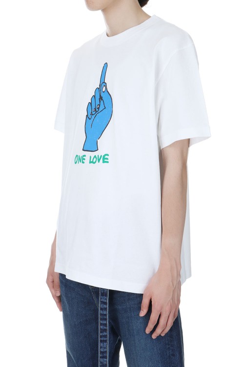 ■sacai■人気 Gonz ONE LOVE Tシャツ ホワイト 国内発 すぐ届く □sacai□人気 Gonz ONE LOVE Tシャツ ホワイト 国内発 すぐ届く