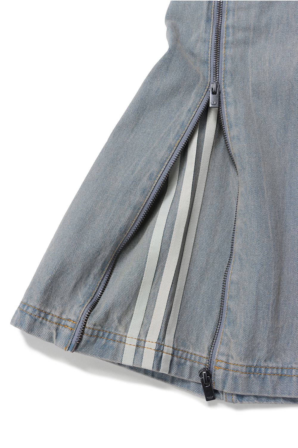 ADILENIUM DENIM ZIP PANTS - LIGHT BLUE DIRTY WASH (JX9210