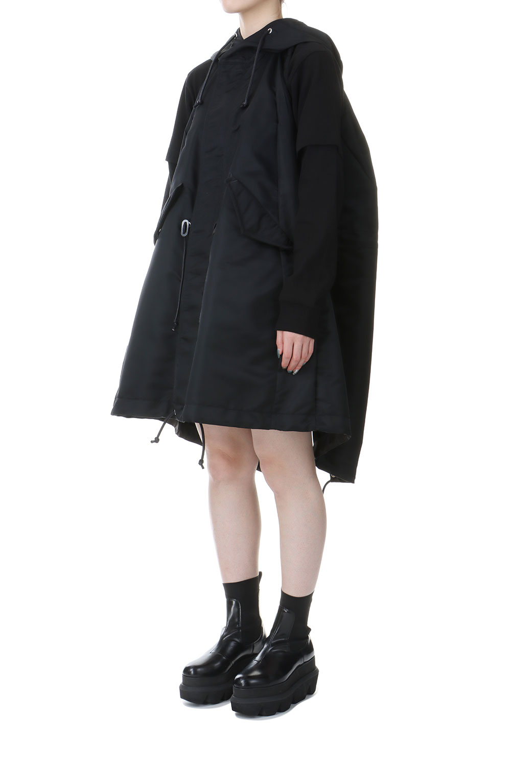 ダウンベスト sacai SS25 NYLON TWILL HOODIE VEST (25 07677 001) photo627211_src.jpg