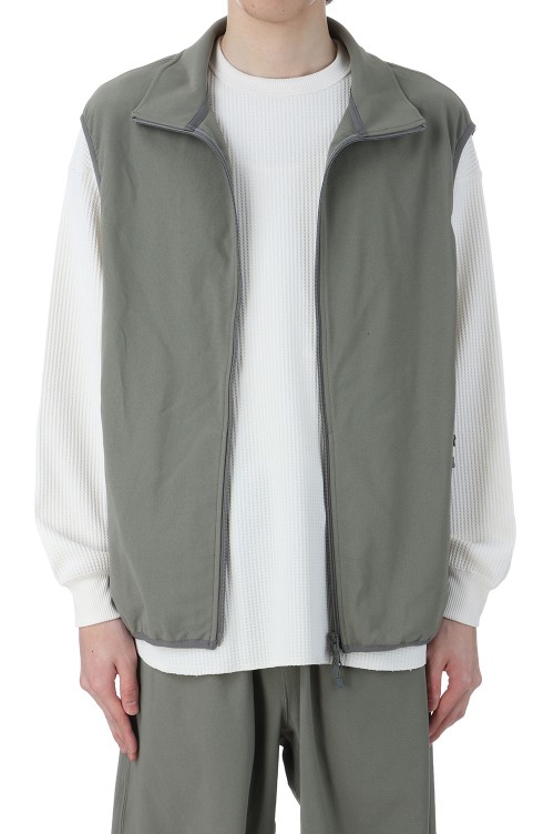 トップス TECH FLEX JERSEY STAND COLLAR VEST TECH FLEX JERSEY STAND COLLAR VEST - WHITE (BE-61024W