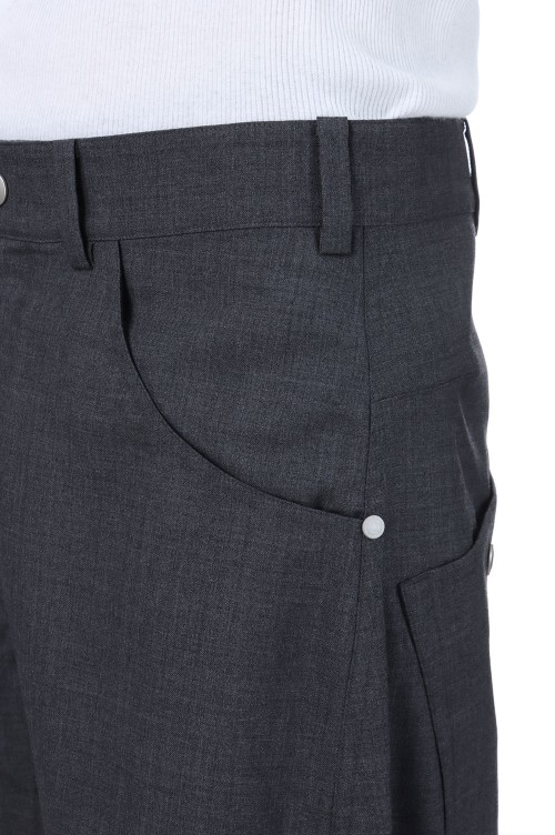 KNEE DARTED FLARE SHORTS - GREY (SS25-TRS-105-01) | セレクト