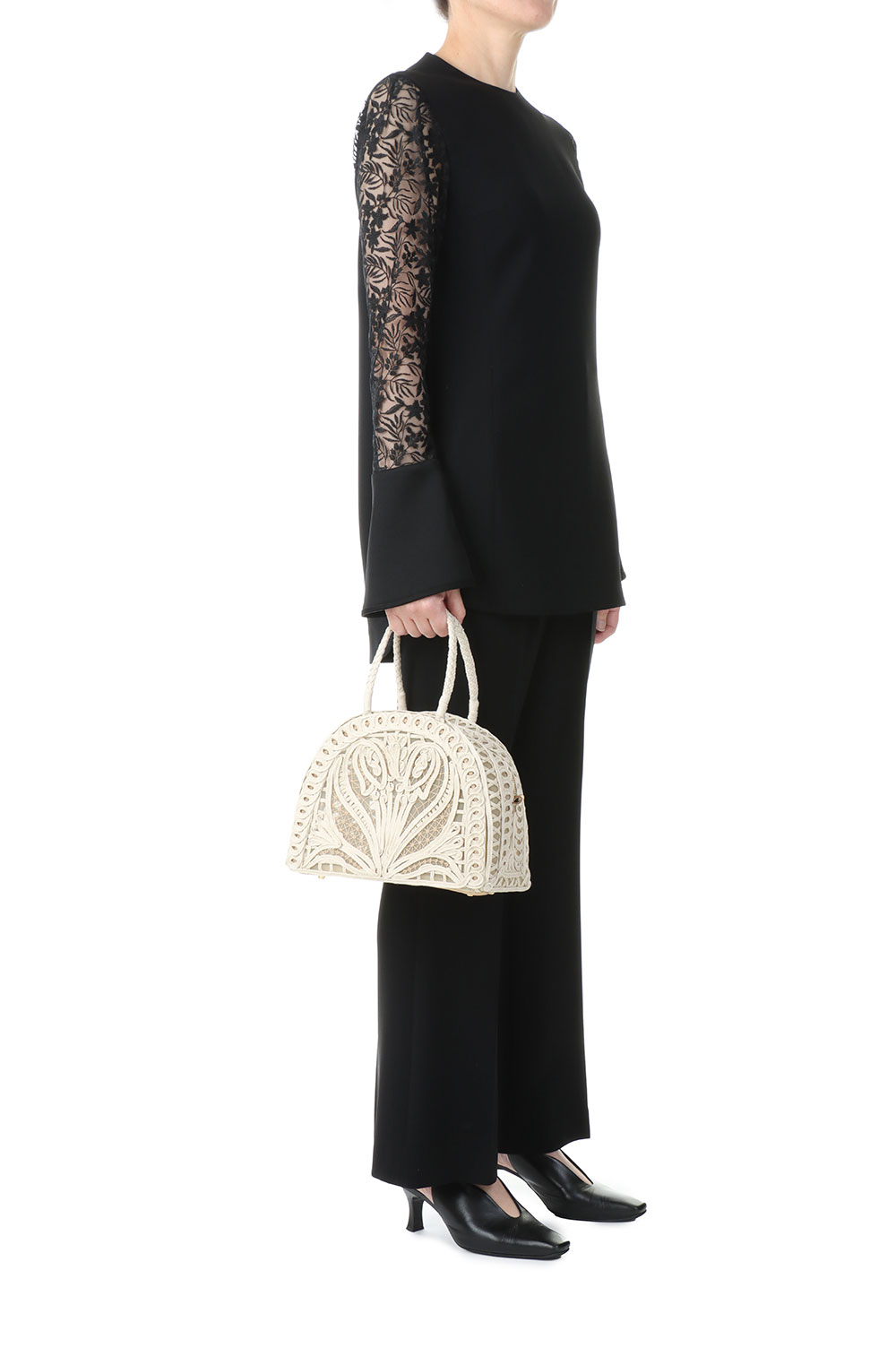バッグ Cording Embroidery Demi Lune Handbag Mame Kurogouchi(マメ) Cording Embroidery Demi Lune Handbag