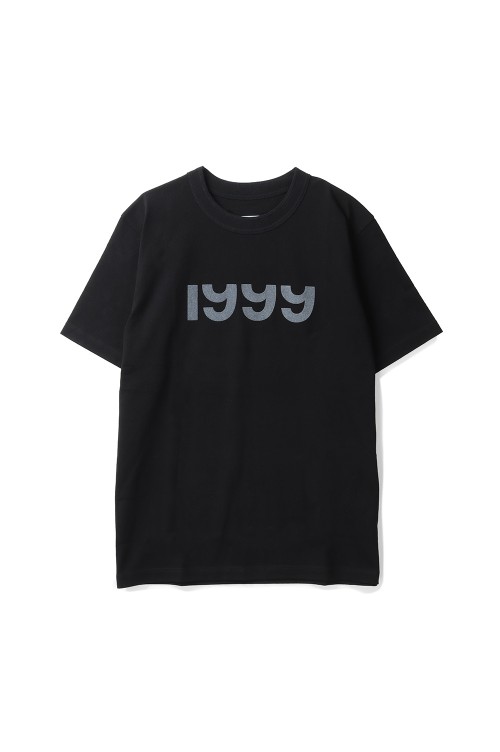 国内より1WEEK【sacai】Flock Print T-Shirt Flock Print T-Shirt | sacai Official Store サカイ オフィシャル