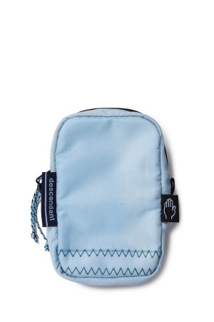 HUGG POUCH TAKES HANDS - BLUE (251THDS-AC02) | セレクトショップ