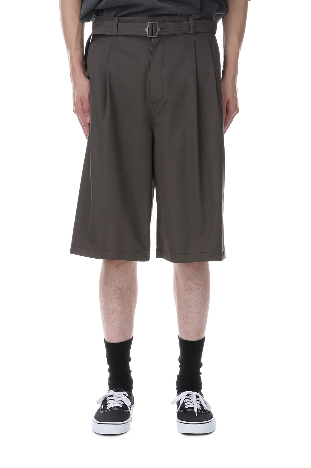 Hemingway Bermuda Pants - Graphite (AOESPT013) | セレクトショップ