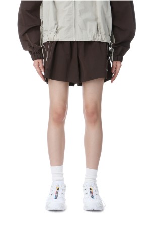 COLOR LINING BANDING SHORTS IN BROWN - BROWN (KM2434PT009M)