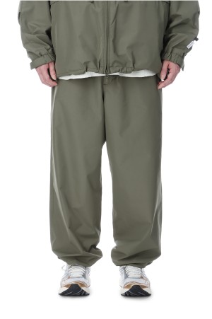 [ DAIWA PIER39 x Intention Line. ] WINDSTOPPER TECH EASY TROUSERS - OLIVE (BP-10025W-I)
