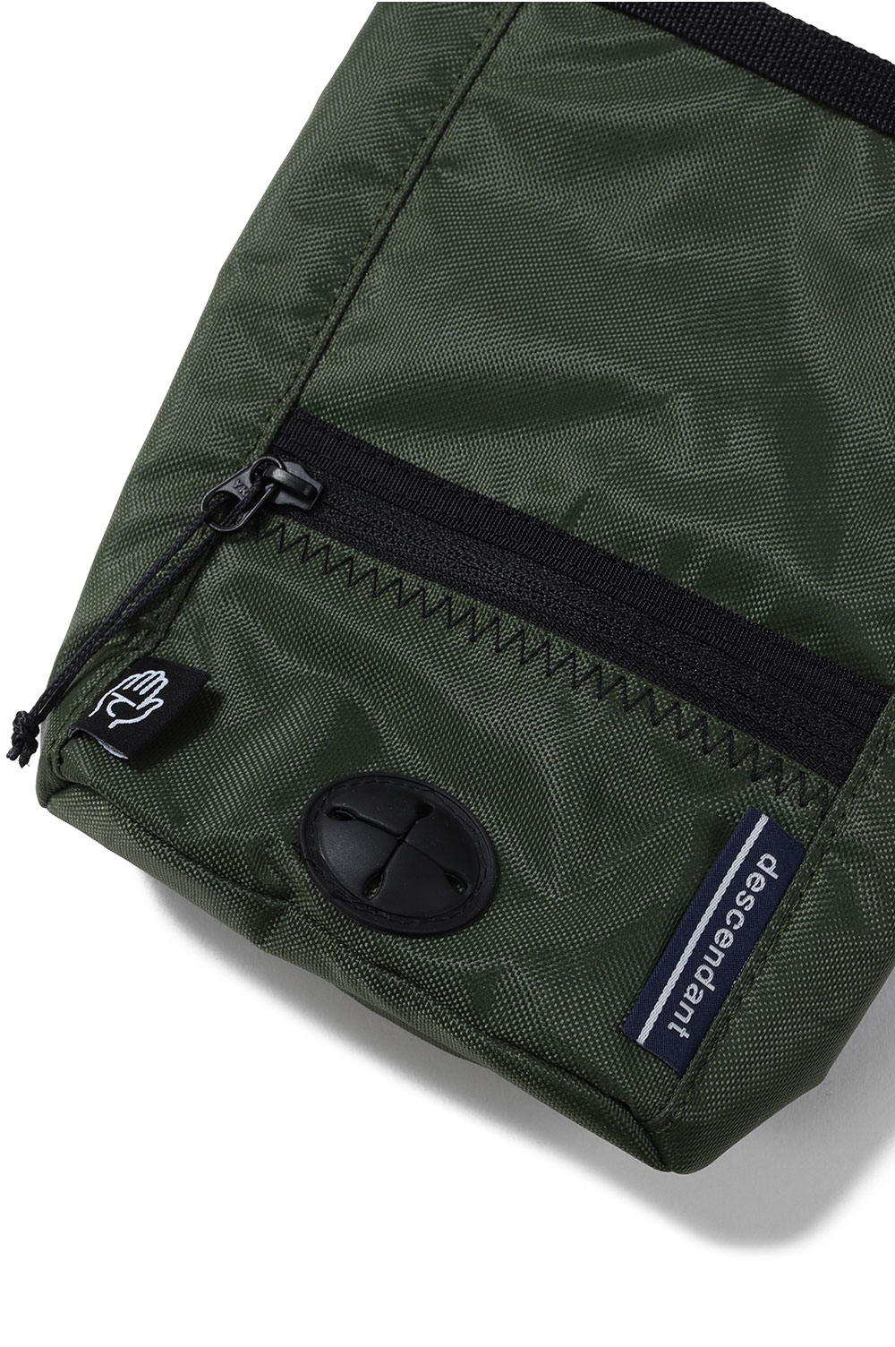HUGG POUCH TAKES HANDS - OLIVE DRAB (252THDS-AC02) | セレクト