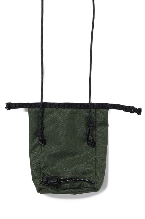HUGG POUCH TAKES HANDS - OLIVE DRAB (252THDS-AC02) | セレクト