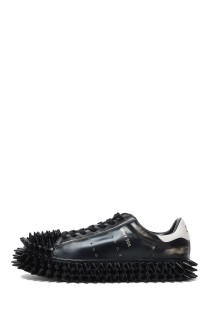 SPIKY LEATHER SNEAKER - BLACK (25AW76FT63)