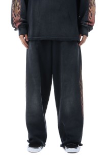 Skull Flame Distressed Sweat Pants - BLACK (G15PT076)