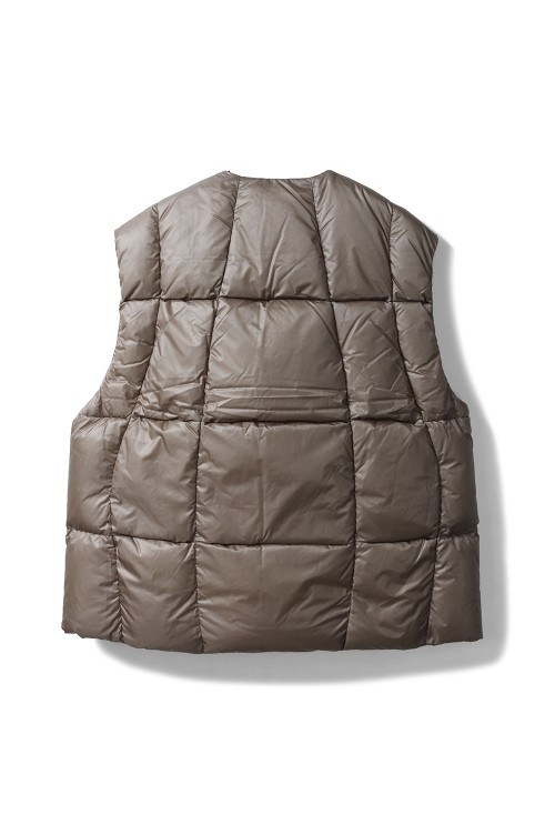 Three-Dimensional Down Light Vest - DUNE(D) (GZ25303) | セレクト