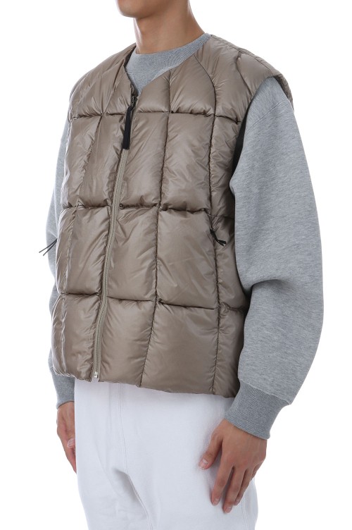 Three-Dimensional Down Light Vest - DUNE(D) (GZ25303) | セレクト