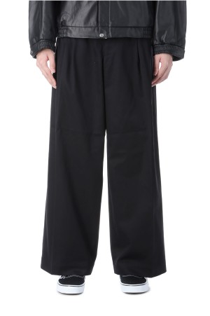 2TUCK WIDE CHINO TROUSERS - BLACK (253-60502)
