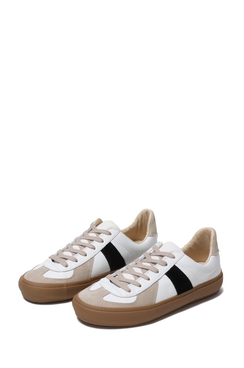 REPRODUCTION OF FOUND for GP GERMAN MILITARY TRAINER - WHITE