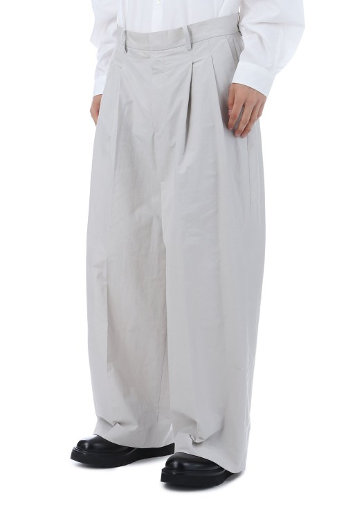 Baracuta 】EWP 2 Tuck Trousers - Cement (BRCT-CTE25S-101