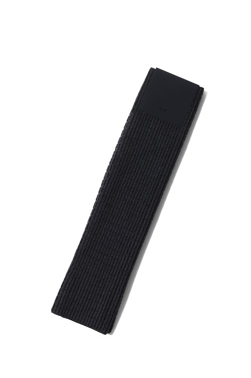 SLANTED ARM WARMER - DK GREY x BLACK (OA-AW25-ACC-106-01