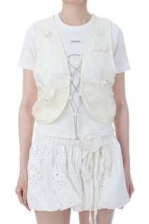 FLOWER JACQUARD LACE-UP VEST  - CREAM (BEFAVT001CRF )