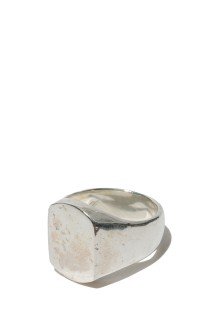 NADALL (SQUARE SIGNET RING / HAMMERED) / SILVER/WHITE FINISH (OJ-AC01)