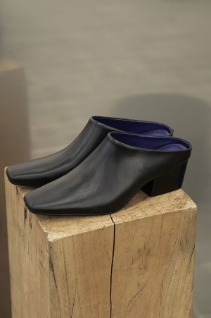 Squaretoe Leather Sabot - BLACK (12521020)