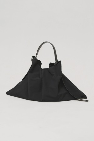 Leatherbelt Shoulder Bag - BLACK (12621010)
