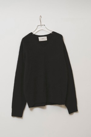 Woolcashmere Vneck Knit - BLACK (12620508)