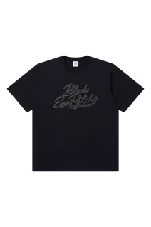 BRUSH SCRIPT TEAM LOGO TEE - BLACK (BEPSS26TE41)