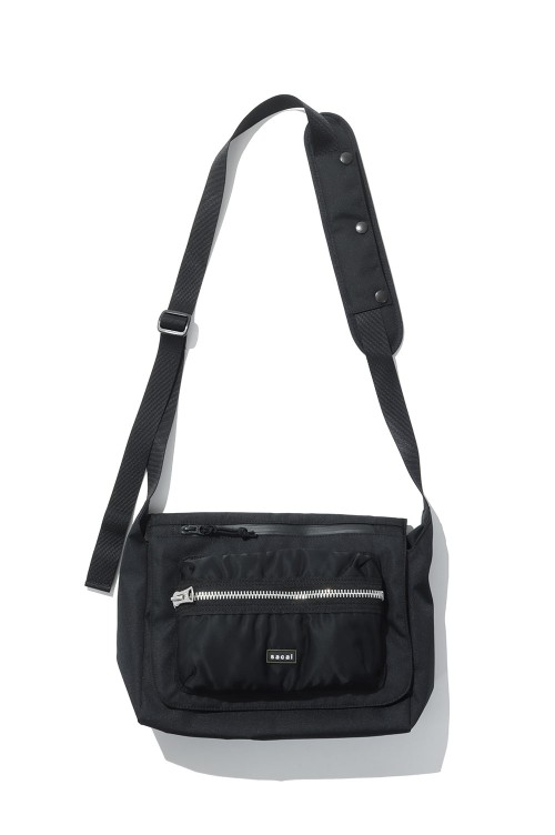 Pocket Shoulder Bag - BLACK 001 (26-01170S) | セレクトショップ