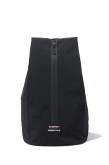 【 × EASTPAK】SPORTS DUFFLE - BLACK (BP00028)